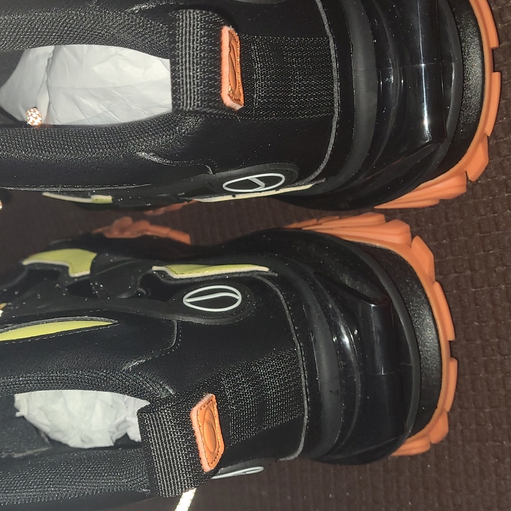 New "hot" Javi "Logic" sneakers with light sensitive laces sizes 8.5,9 and 9.5 - Picture 10 of 11